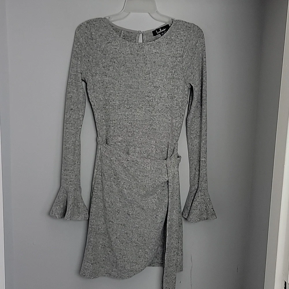 Women's Lulu's dress - Picture 2 of 13
